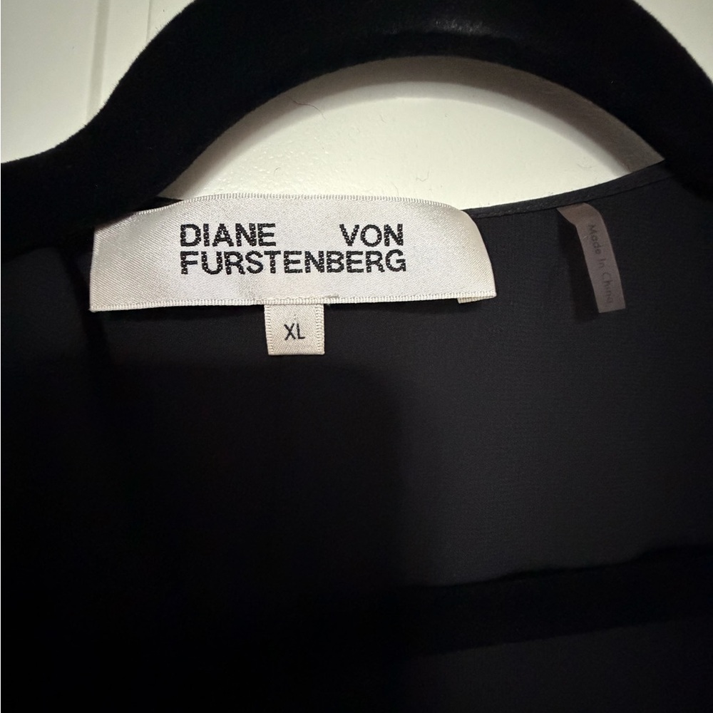 Diane Von Furstenberg Wrap Dress - Picture 6 of 7
